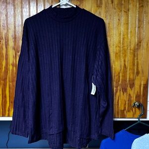Womens NWT Old navy sweater size M